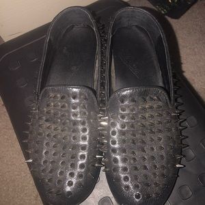 Unif hellraiser flats black